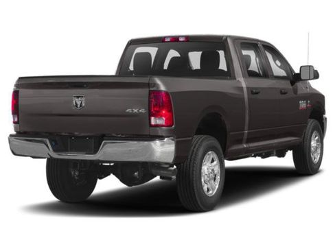 Used 2018 RAM 3500 Laramie w/ Convenience Group AWD/4WD image 5