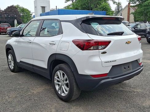 Used 2024 Chevrolet TrailBlazer LS FWD image 5