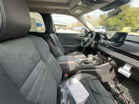 New 2026 Mitsubishi Outlander Trail Edition image 19