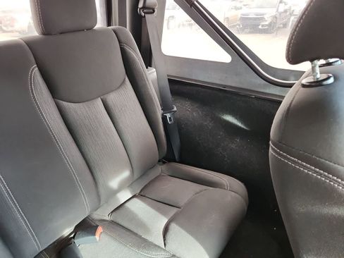 Used 2016 Jeep Wrangler Sahara w/ Connectivity Group AWD/4WD image 21
