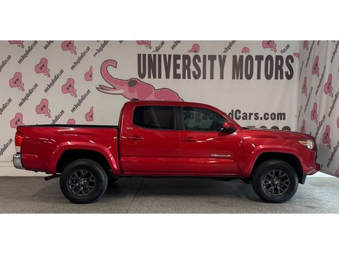 Used 2020 Toyota Tacoma SR5 RWD image 11