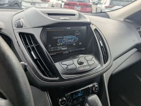 Used 2015 Ford Escape SE w/ SE Chrome Package image 20