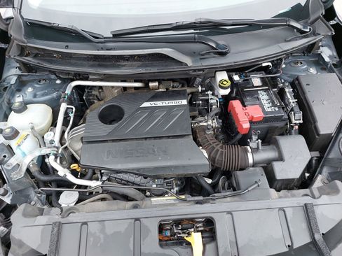Used 2023 Nissan Rogue S image 29