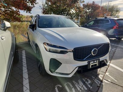 Used 2022 Volvo XC60 B6 R-Design