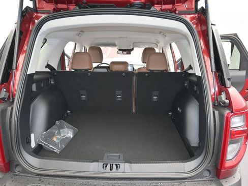 New 2026 Ford Bronco Sport Outer Banks w/ Outer Banks Tech Package+ AWD/4WD image 11
