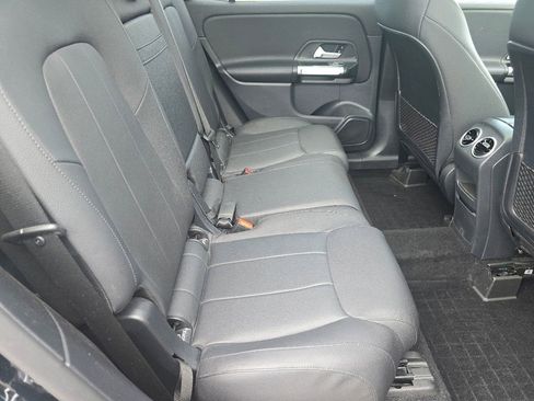 Certified 2023 Mercedes-Benz GLB 250 4MATIC w/ Premium Package image 22