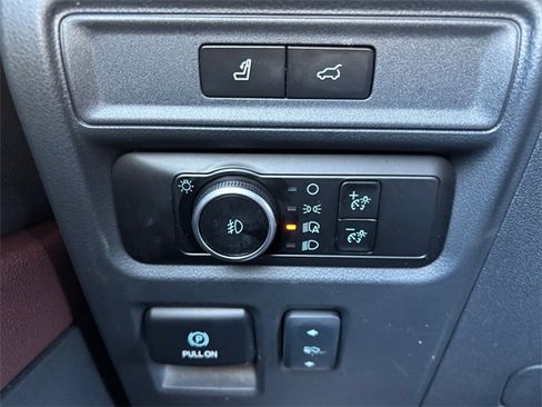 Used 2024 Ford Expedition Max Limited image 17