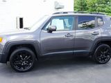 Used 2018 Jeep Renegade Altitude image 2
