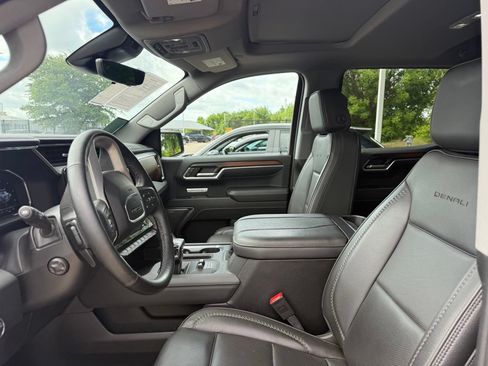 Used 2024 GMC Sierra 1500 Denali w/ Denali Reserve Package AWD/4WD image 11