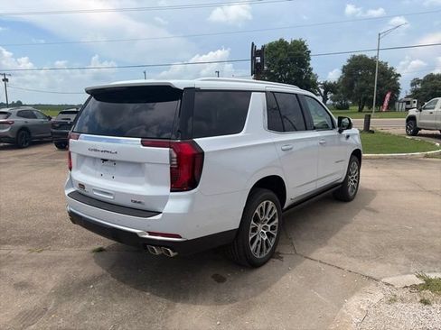 New 2026 GMC Yukon Denali w/ Sun & Power Step Package AWD/4WD image 6