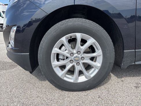 Used 2021 Chevrolet Equinox LS w/ LS Convenience Package AWD/4WD image 12