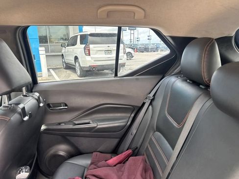 Used 2020 Nissan Kicks SR w/ SR Premium Package FWD image 14
