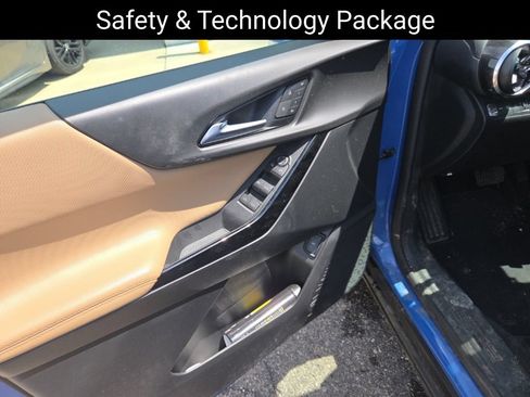 Used 2025 Chevrolet Equinox ACTIV w/ Safety and Technology Package AWD/4WD image 14
