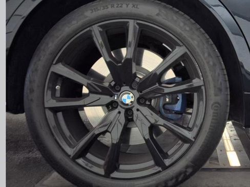 Used 2024 BMW X7 M60i w/ Executive Package image 11