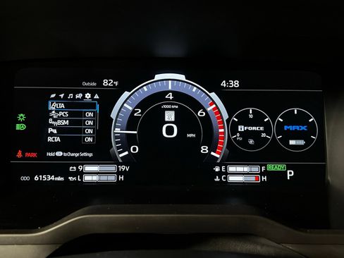 Used 2024 Toyota Tundra Capstone AWD/4WD image 17