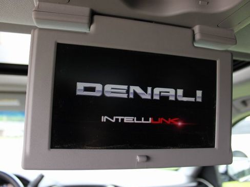 Used 2019 GMC Yukon Denali w/ Denali Ultimate Package image 25