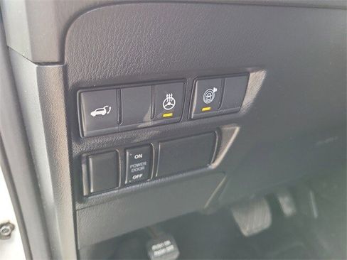 Used 2024 Nissan Armada SL w/ Midnight Edition Package image 14