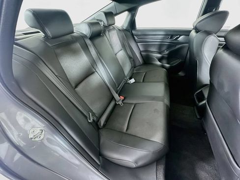 Used 2022 Honda Accord Sport image 8