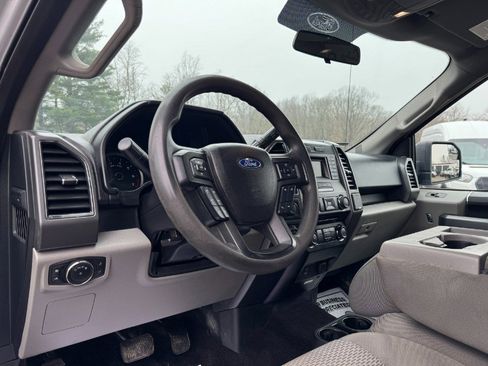 Used 2017 Ford F150 XLT w/ Trailer Tow Package image 13