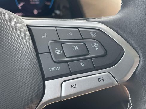 Certified 2026 Volkswagen Atlas SE w/ Panoramic Sunroof Package FWD image 25