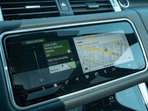 Used 2022 Land Rover Range Rover Sport HST image 30