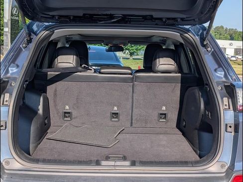 Used 2019 Jeep Cherokee Latitude Plus FWD image 19