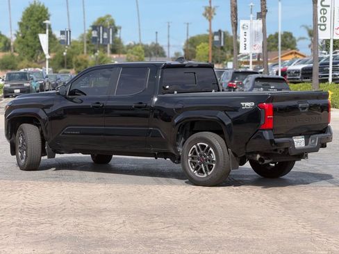 Used 2024 Toyota Tacoma TRD Sport w/ TRD Sport Upgrade Package AWD/4WD image 3
