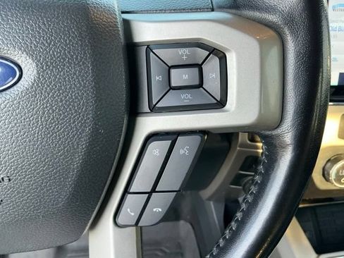 Used 2022 Ford F350 Lariat w/ Lariat Ultimate Package AWD/4WD image 35