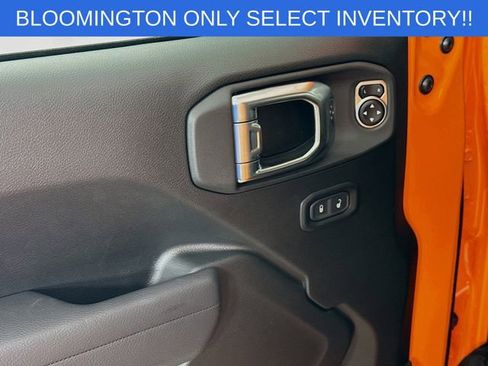 New 2025 Jeep Gladiator Willys image 17