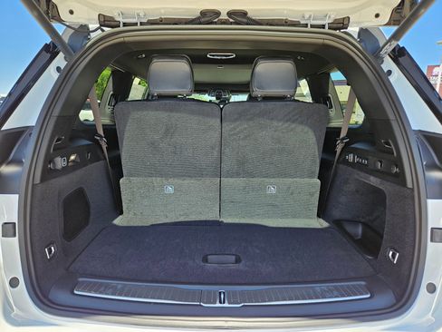 New 2025 Jeep Grand Cherokee L Overland w/ Advanced Protech Group III image 19