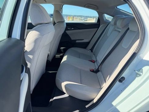 Certified 2022 Honda Insight EX image 15