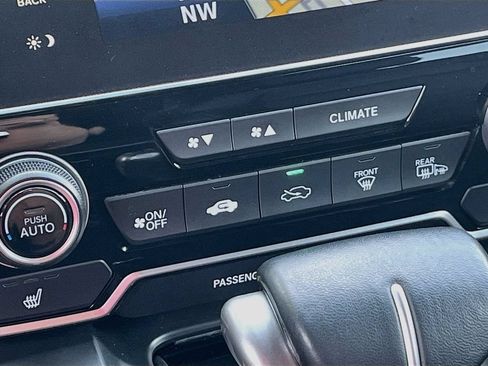Used 2022 Honda CR-V Touring image 16