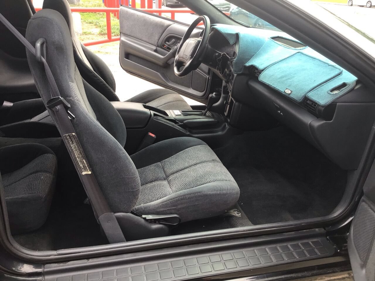 Used 1996 Chevrolet Camaro Z28 RWD image 30