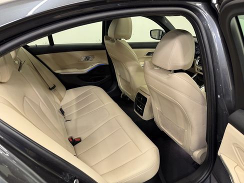 Used 2019 BMW 330i xDrive Sedan w/ Convenience Package AWD/4WD image 13