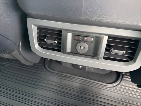 Used 2026 Ford F350 Lariat w/ Black Appearance Package image 15