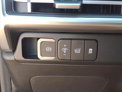 New 2026 Hyundai Santa Fe SE image 9