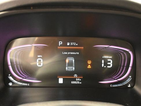 Used 2024 Kia Soul LX w/ Option Group 015 FWD image 15