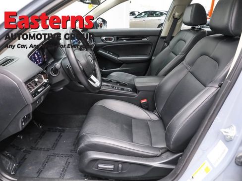 Used 2022 Honda Civic Touring image 14