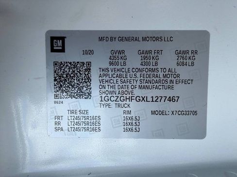 Used 2020 Chevrolet Express 3500 Extended w/ Driver Convenience Package RWD image 26