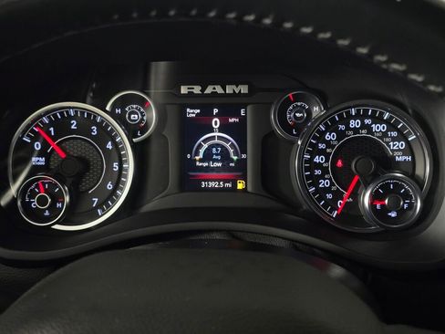 Used 2024 RAM 2500 Big Horn image 28