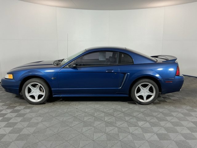 Used 2000 Ford Mustang GT RWD image 8