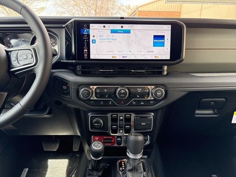 New 2026 Jeep Gladiator Mojave AWD/4WD image 25