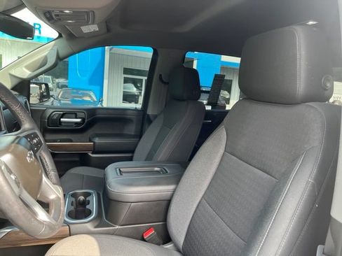 Used 2022 Chevrolet Silverado 1500 LT Trail Boss w/ Bed Protection Package AWD/4WD image 17