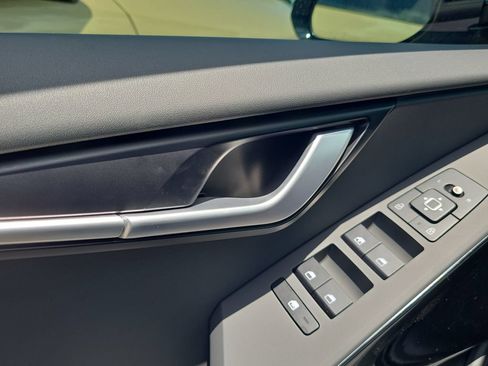New 2026 Kia Niro Wind FWD image 20