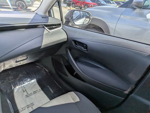 Used 2023 Toyota Corolla LE FWD image 15