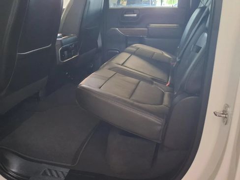 Used 2023 Chevrolet Silverado 3500 High Country w/ Snow Plow Prep/Camper Package AWD/4WD image 13