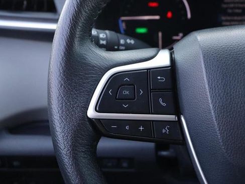 Certified 2024 Toyota Sienna XLE image 14