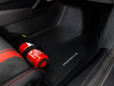 Used 2018 Porsche 911 GT3 RWD image 37