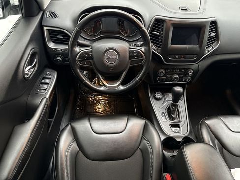 Used 2020 Jeep Cherokee Latitude Plus w/ Cold Weather Group image 10