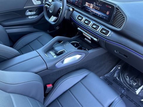 New 2026 Mercedes-Benz GLS 450 4MATIC image 15